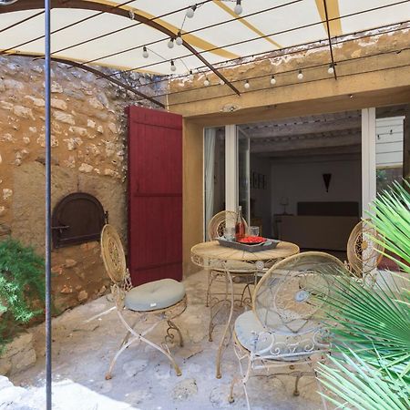 Bed and Breakfast La Louviere Des Bruyeres Robion en Luberon Habitación foto