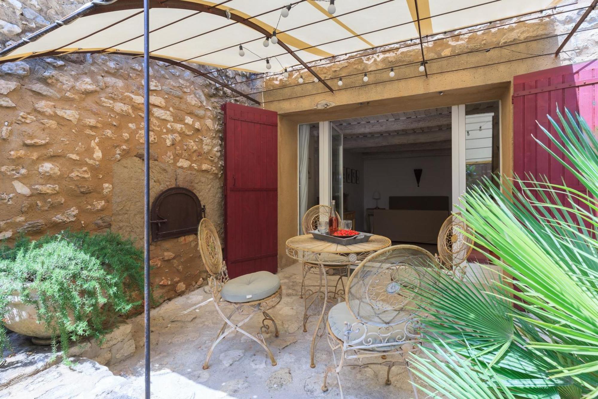 Bed and Breakfast La Louviere Des Bruyeres Robion en Luberon Habitación foto